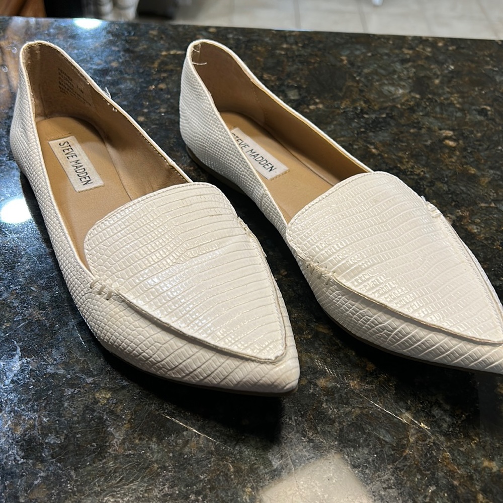 Cute Steve Madden flats